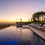 Villa Lion View Private Luxury Retreat